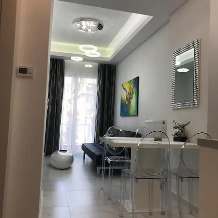 Laura City Egnatia Thessaloniki Exterior foto
